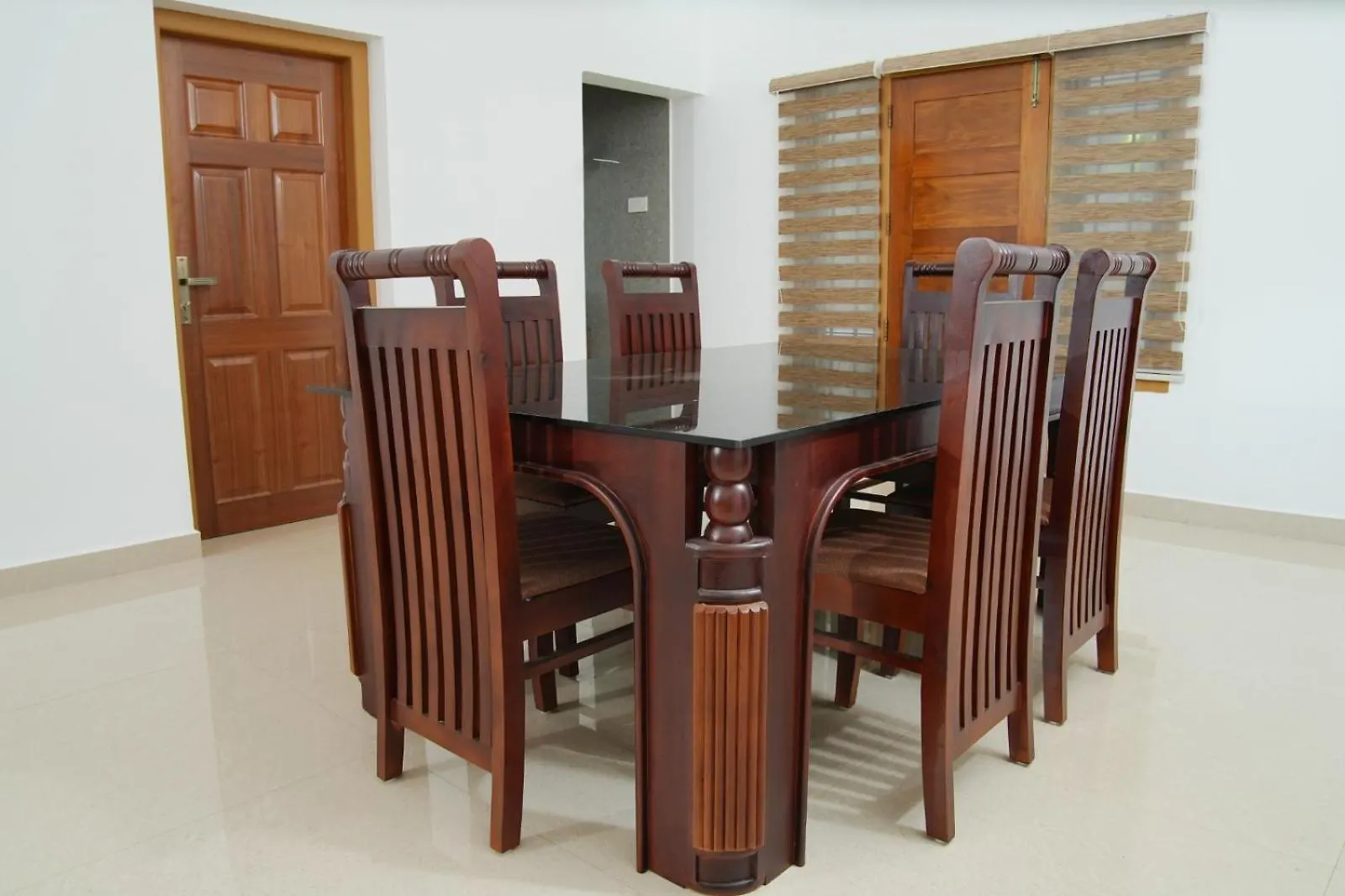 Modayil Nest Home Kottayam 0*,